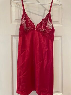 Le Mystere Red Lace Satin Chemise
